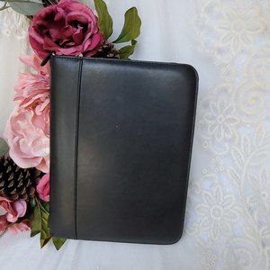 Black Day Timer Leather Planner Cover Full Zip Seam Accent Classic Timeless